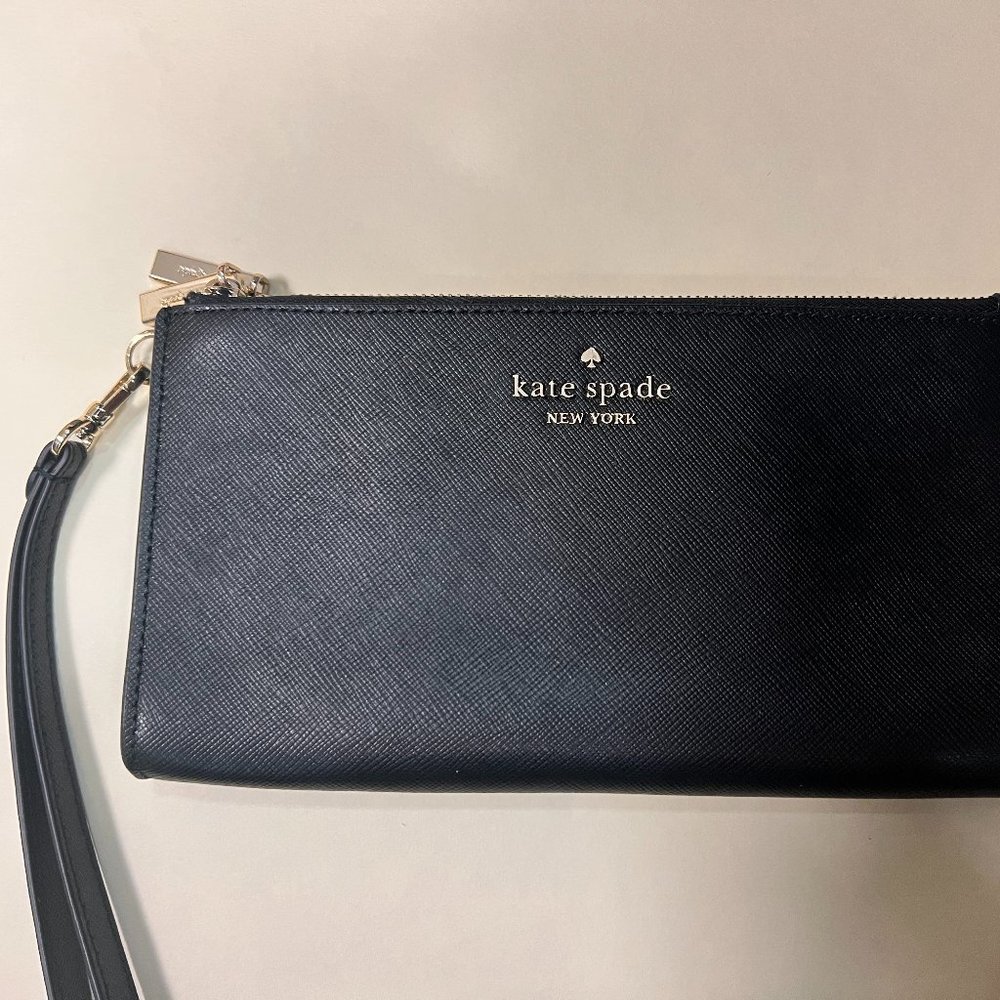 Kate Spade Madison Wristlet Wallett
